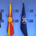 Pendarovski bisedë telefonike me Stoltenbergun: RMV mbetet aleat i përkushtuar i NATO-s