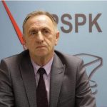 Azemi del me propozim për grevën në arsim: Qeveria e SBASHK-u të merren vesh për shumën 75 euro