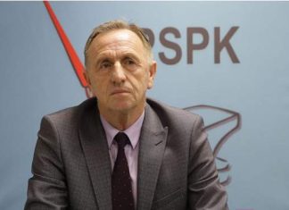Azemi del me propozim për grevën në arsim: Qeveria e SBASHK-u të merren vesh për shumën 75 euro