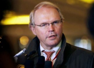 Christopher Hill: Serbia duhet ta ketë një qasje për zgjidhjen e problemit me Kosovën