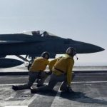 kuipazhi i aeroplanmbajtëses amerikane në ujërat evropiane, nëse vjen thirrja të gatshëm të luftojnë kundër Rusisë