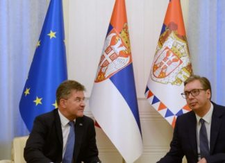 Katër ditë pas takimit me Kurtin, Lajçak “kokë më kokë” me Vuçiçin në Beograd
