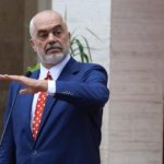 Ironia e Ramës në 50 vjetorin e Kongresit të Drejtshkrimit: Këtë flamurin e NATO-s këtu nuk e kuptova