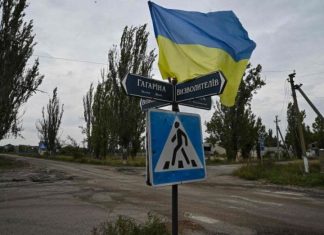 Rusia miraton zyrtarisht aneksimin e rajoneve të Ukrainës, të cilat nuk i kontrollon plotësisht