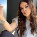 Xhensila poston djalin të saj në rrjete sociale (VIDEO)