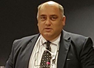 Zemon: Shqiptarët nuk janë përçarë shkaku i religjionit