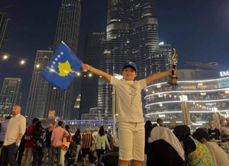 7-vjeçari nga Kosova fiton vendin e parë në garat ndërkombëtare të matematikës