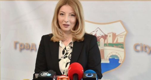 Info Shqip: Arsovska: Në Çair po ndërtohet ilegalisht me shpejtësi marramendëse gjatë fundjavës?!