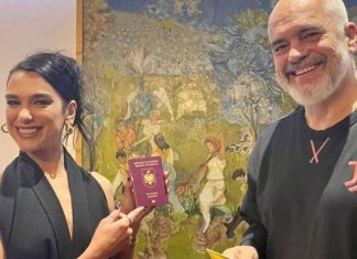 Rama uron Festat e Nëntorit me Dua Lipën: Ditë e bekuar me qytetaren më të re të Shqipërisë
