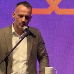 Arben Fetai nga ASH: Mos rreni në Tiranë për gjuhën e shenjtë shqipe