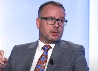 Kajtazi: Mbrëmë në Bruksel u nënshkrua marrëveshja që të mos zbatohet ligji dhe Kushtetuta në Kosovë