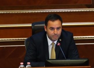 Konjufca procedon kërkesën për zëvendësimin e deputetëve të Listës Serbe