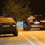 Kosovë, masa paralajmëruese për përdoruesit e targave të makinave të lëshuara nga Serbia