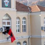 Arifi: Shërbimet sekrete serbe na vëzhgojnë se kush e vendos flamurin në Preshevë