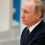 Putin ndalon zyrtarët të mbajnë makina të huaja: Kjo është mirë për markat vendase