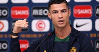 Info Shqip: Ronaldo nuk mund t’i fshehte emocionet në fillim të ndeshjes ndaj Ganës