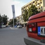 Shtyhet për një ditë zbatimi i vendimit të gjobave për targat serbe