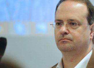 Weber: Dialogu mund të dështojë nëse kërkesat perëndimore shkojnë vetëm ndaj Kosovës