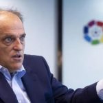 Presidenti i La Liga vazhdon me sulmin e tij: “Pra po me thoni se Agnelli qe fallcifikon bilance deshiron te behet”