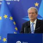 “Tha se zbatoi porosinë e një vëllau mysliman”, Berisha zbërthen si u përgatit sulmi ndaj tij: Porositësi i pafe është Edi Rama. Bashkëpunëtor i…