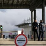 Barrikada në Merdar, qytetari i frustruar pyet Lajçakun dhe Borellin: A ndodh kjo në Evropë?