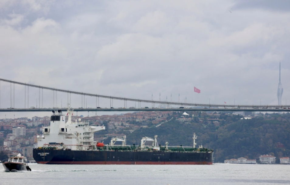 Turqia kërkon dëshmi të sigurimit nga cisternat ruse të naftës