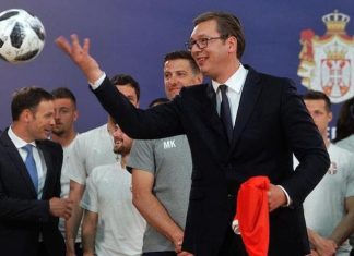 Vuçiç bën ‘politikë’ edhe me futbollin: Jam kundër Kroacisë, dua të fitojë Maroku