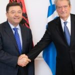 Berisha “sajdiset” nga opozita turke