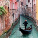 Info Shqip: Arkitektura e qytetit lundrues: Si u ndërtua Venecia, që duket sikur noton mbi ujë