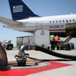Sa karburant harxhon një aeroplan pasagjerësh?
