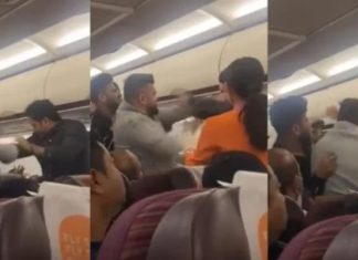 Çmenduri në avion për një arsye të çuditshme (VIDEO)