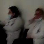 Skandaloze: Stafi mjekësor shikojnë Big Brother, pacientët sillen në korridore (VIDEO)