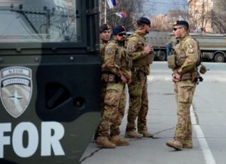“Bloomberg”: Perëndimi nuk mund të lejojë që të shpërbëhet Kosova