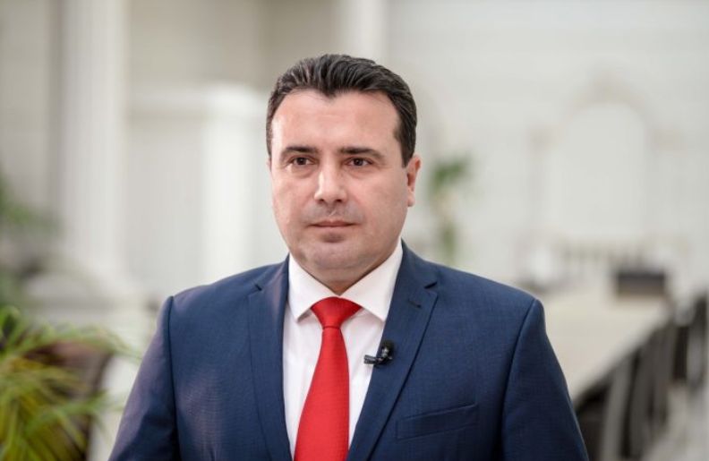 Zaev  Mickoski dhe Siljanovska ta respektojnë Marrëveshjen e Prespës