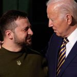 “Për aq kohë sa duhet”, Biden zotohet të mbështesë Ukrainën në përvjetorin e luftës