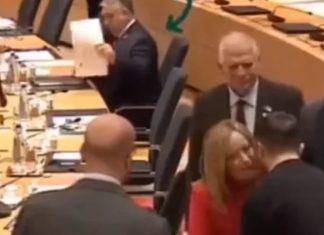 Bruksel: Ndërsa zyrtarët po përshëndesin Zelensky-n, shikoni se ç’po bën Orban (VIDEO)