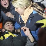 Nxirret nga rrënojat pas 94 orësh adoleshenti në Turqi, mbijetoi duke pirë urinën e vet