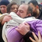 Vajza 5 vjeçe nxirret e gjallë nga rrënojat, 7 orë pas tërmetit në Turqi