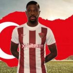 “Jam mysliman, isha zgjuar për namazin e mëngjesit”, kamerunasi i Hatayspor tregon se si i shpëtoi tërmetit