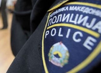 Konflikt me sende të mprehta mes disa të rinjve në Shkup, 12 të shoqëruar në polici