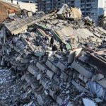 U shpëtuan pas 296 orësh, dëshmitë tronditëse të të mbijetuarëve: Hanim insekte poshtë rrënojave
