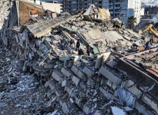 U shpëtuan pas 296 orësh, dëshmitë tronditëse të të mbijetuarëve: Hanim insekte poshtë rrënojave