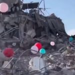 Video rrëqethëse, tollumbace në rrënojat e tërmetit për fëmijët e vdekur në Turqi