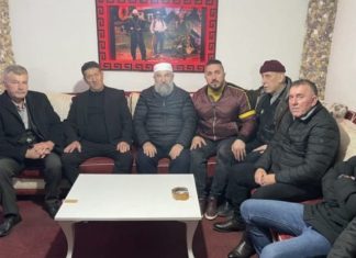 Falet gjaku / Pajtohen dy familje të mëdha shqiptare nga Shkupi e Kumanova