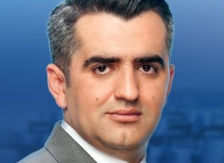 “Ti je një sahanlëpirës”, komentuesi i bën komentin epik kryetarit të degës së BDI në Dibër