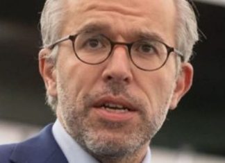 Deputeti holandez letër KE-së: Vuçiq po përdor BE-në si bankomat, ndaloni këtë financim vetëshkatërrues të obstruksionizmit