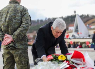 Lavdi e përjetshme Jasharajve, Ahmeti: Në Prekaz kupton se sa madhështore është liria