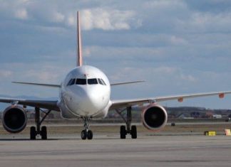 Avionët nga Kosova do të fluturojnë “së shpejti” përmes Shqipërisë