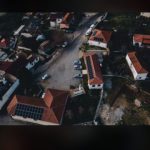 Fshati i parë diellor në Shqipëri që synon “pavarësinë” energjetike