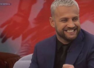 Flet ish-mësuesja e Luizit, zbulon shumë për ish-nxënësin e saj: Ishte i muhabetit e humorit, ja kujt i ka ngjarë